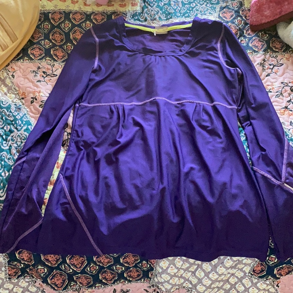 Athleta, medium purple athletic sports shirt